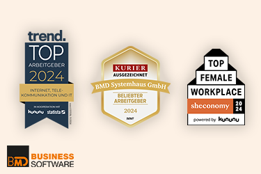 Drei Siegel und das BMD Logo auf hell-orangem Hintergrund [© BMD]